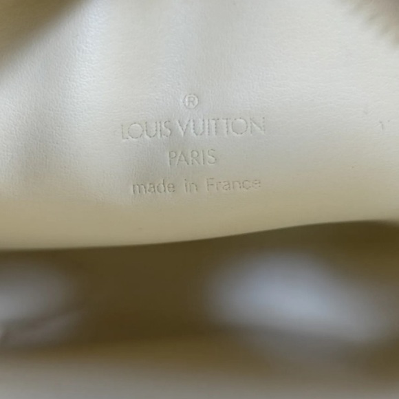 Vintage Crossbody, Louis Vuitton - Picture 4 of 16